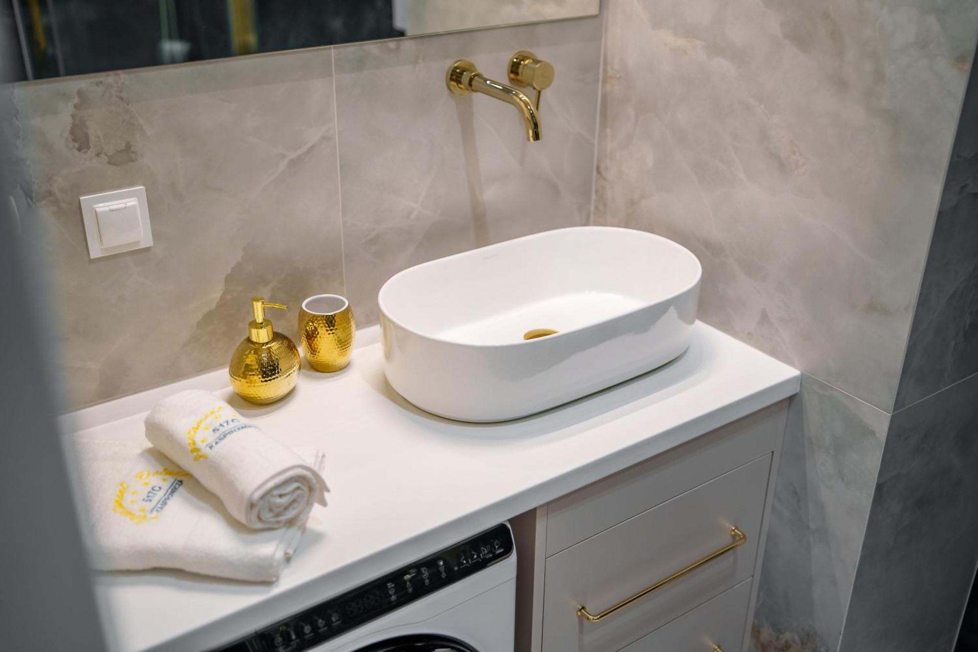 Апартаменти Delux Kasprowicza 20c Prywatny Parking Basen Sauna Oraz Silownia W Cenie Колобжег