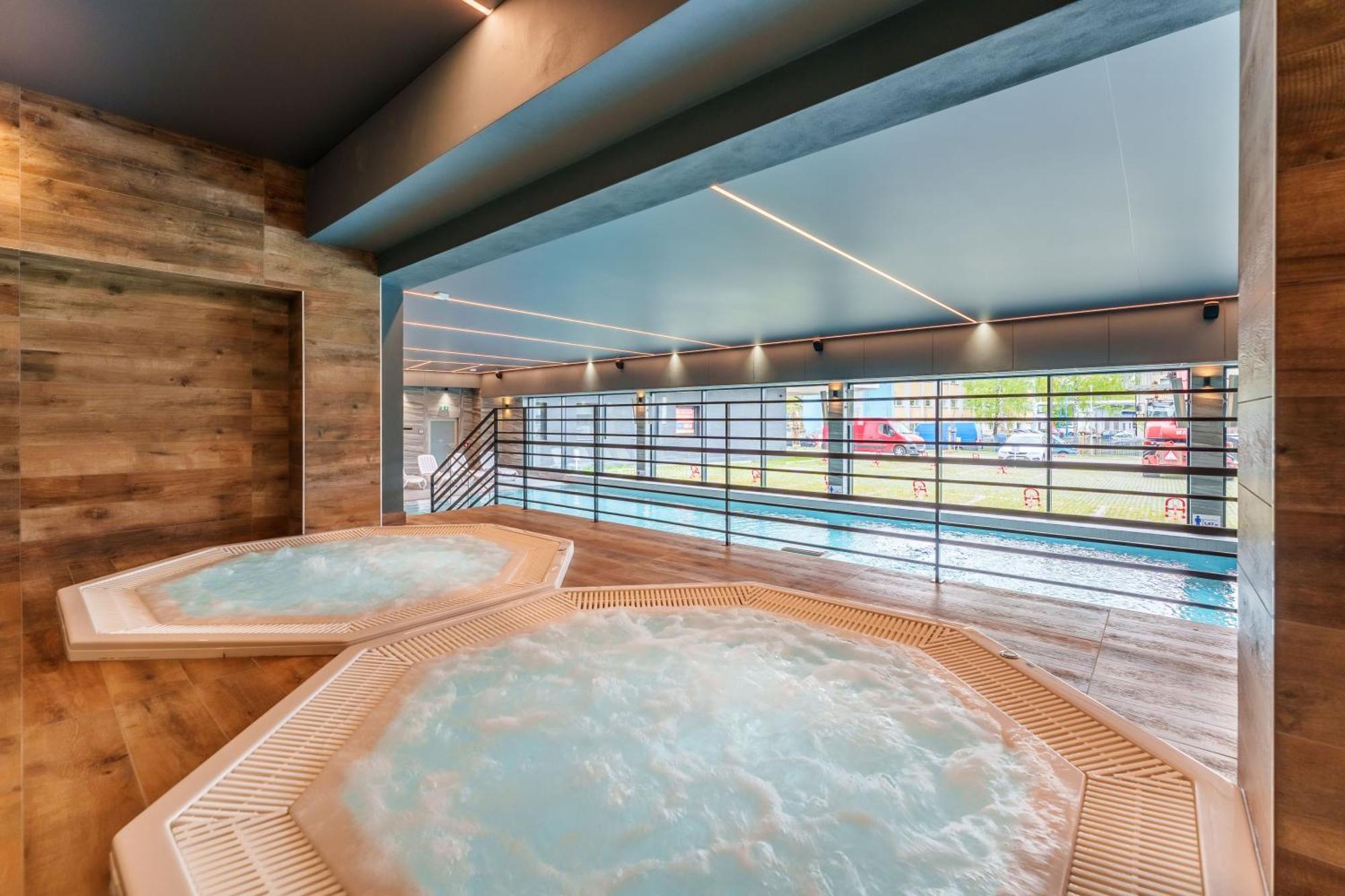Delux Kasprowicza 20c Prywatny Parking Basen Sauna Oraz Silownia W Cenie Апартаменти